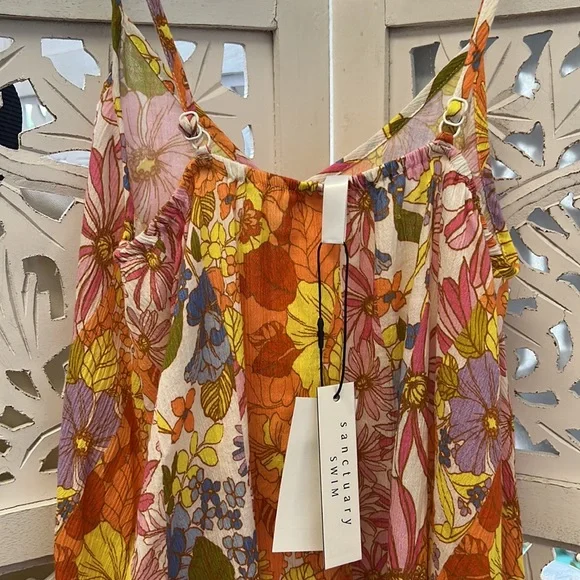 NWT Sanctuary Swim dress with pockets. Floral print. Size XS. Super cute. - Picture 6 of 6